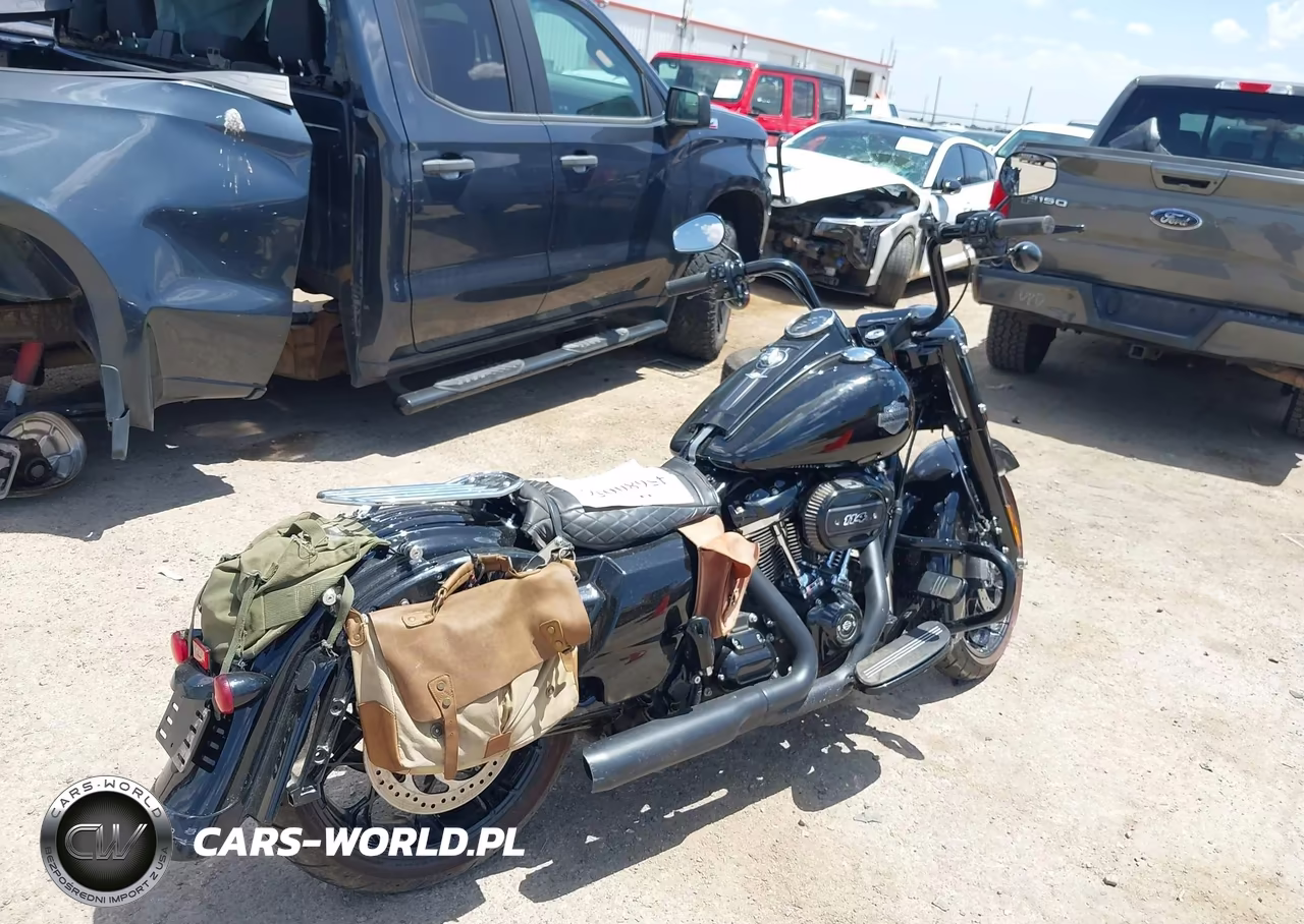 2025 Harley-Davidson Flhrxs VIN:1HD1KVP17SB645468 - 4
