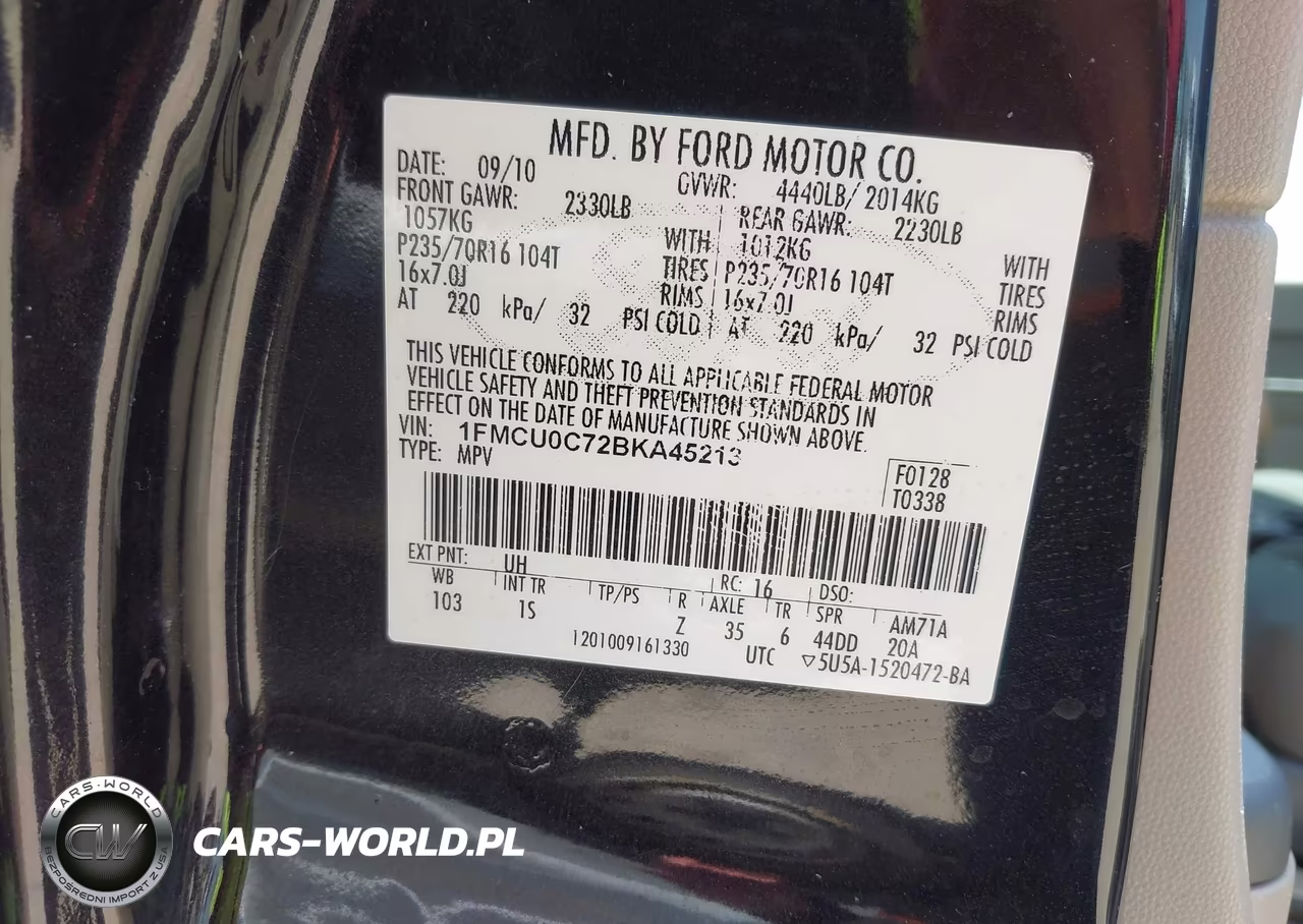 2011 Ford Escape Xls VIN:1FMCU0C72BKA45213 - 9