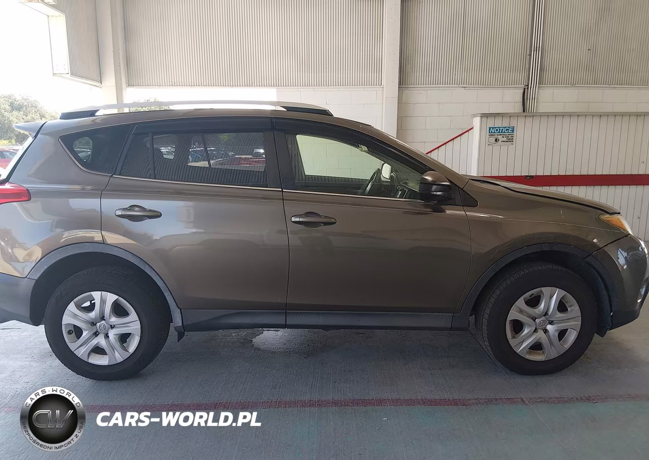 2015 Toyota Rav4 Le VIN:JTMZFREV4FD043658 - 13