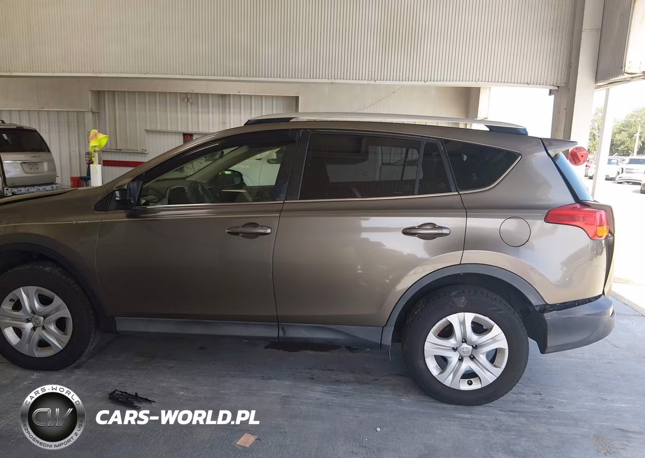 2015 Toyota Rav4 Le VIN:JTMZFREV4FD043658 - 14