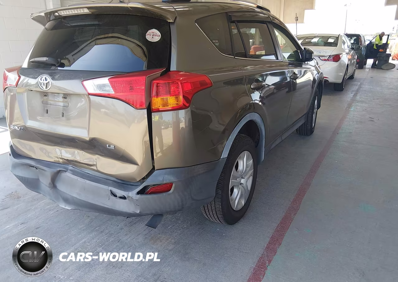 2015 Toyota Rav4 Le VIN:JTMZFREV4FD043658 - 4