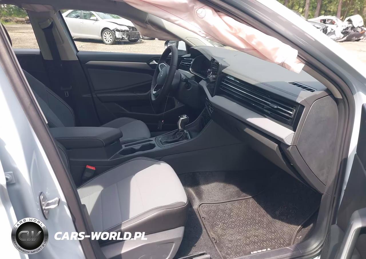 2026 Volkswagen Jetta Se VIN:3VW7W7BU9TM076711 - 5