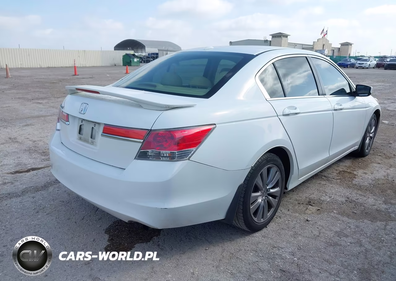 2011 Honda Accord 2.4 Ex-L VIN:1HGCP2F85BA101986 - 4