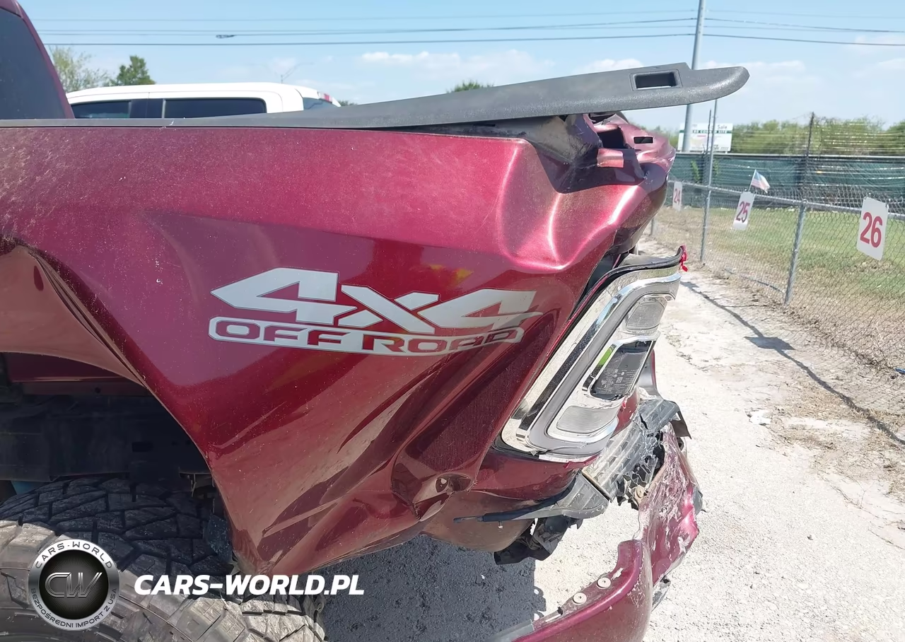 2020 Ram 2500 Lone Star 4X4 6'4 Box VIN:3C6UR5DL9LG111095 - 17