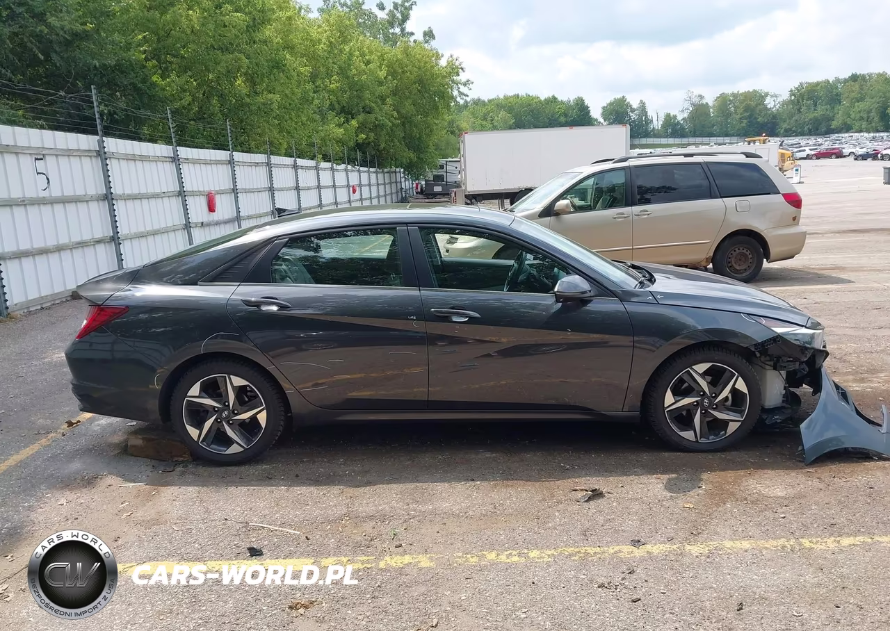 2023 Hyundai Elantra Limited VIN:5NPLP4AG3PH099390 - 13