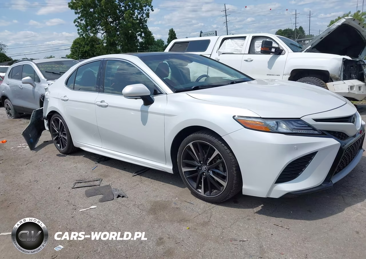 2018 Toyota Camry Xse – zdjęcie 1 z 16
