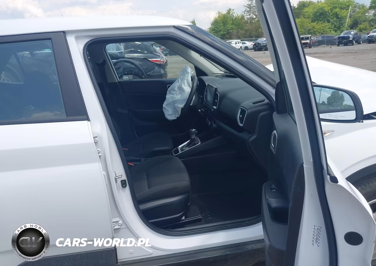 2021 Hyundai Venue Se VIN:KMHRB8A37MU112748 - 5