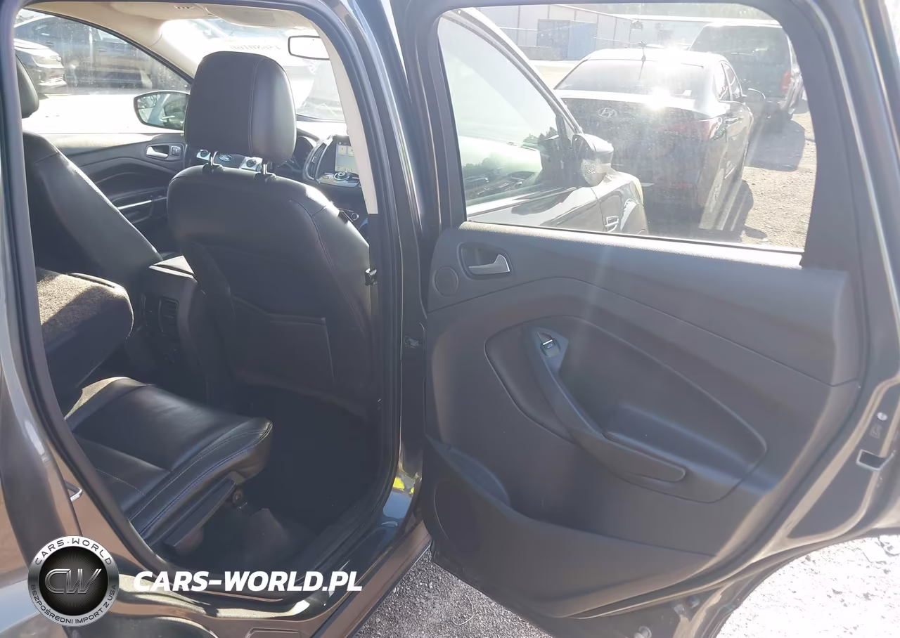 2016 Ford Escape Titanium VIN:1FMCU0J91GUA26393 - 8