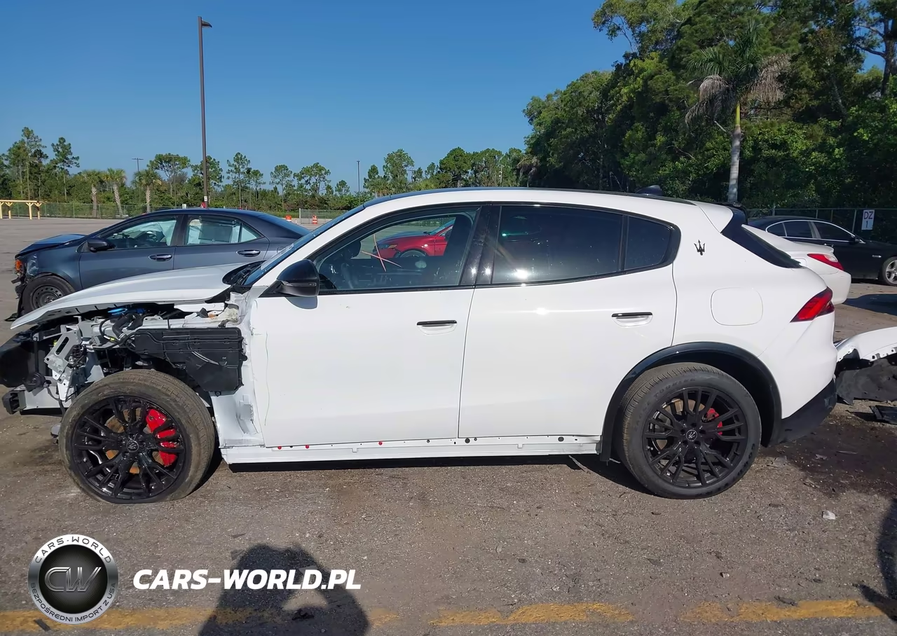 2025 Maserati Grecale Modena VIN:ZN6PMDBA6S7461874 - 15