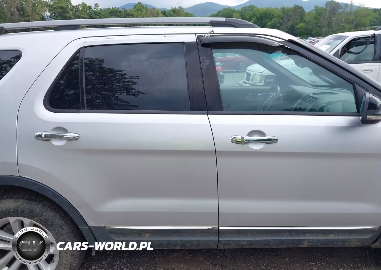 2012 Ford Explorer Xlt VIN:1FMHK8D86CGA95618 - 17