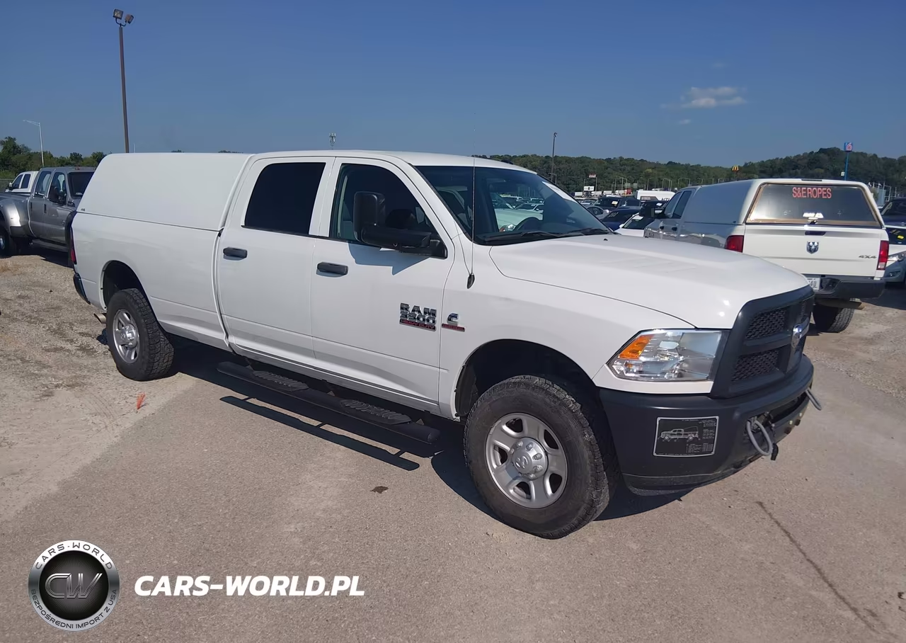 2017 Ram 3500 Tradesman 4X4 8' Box