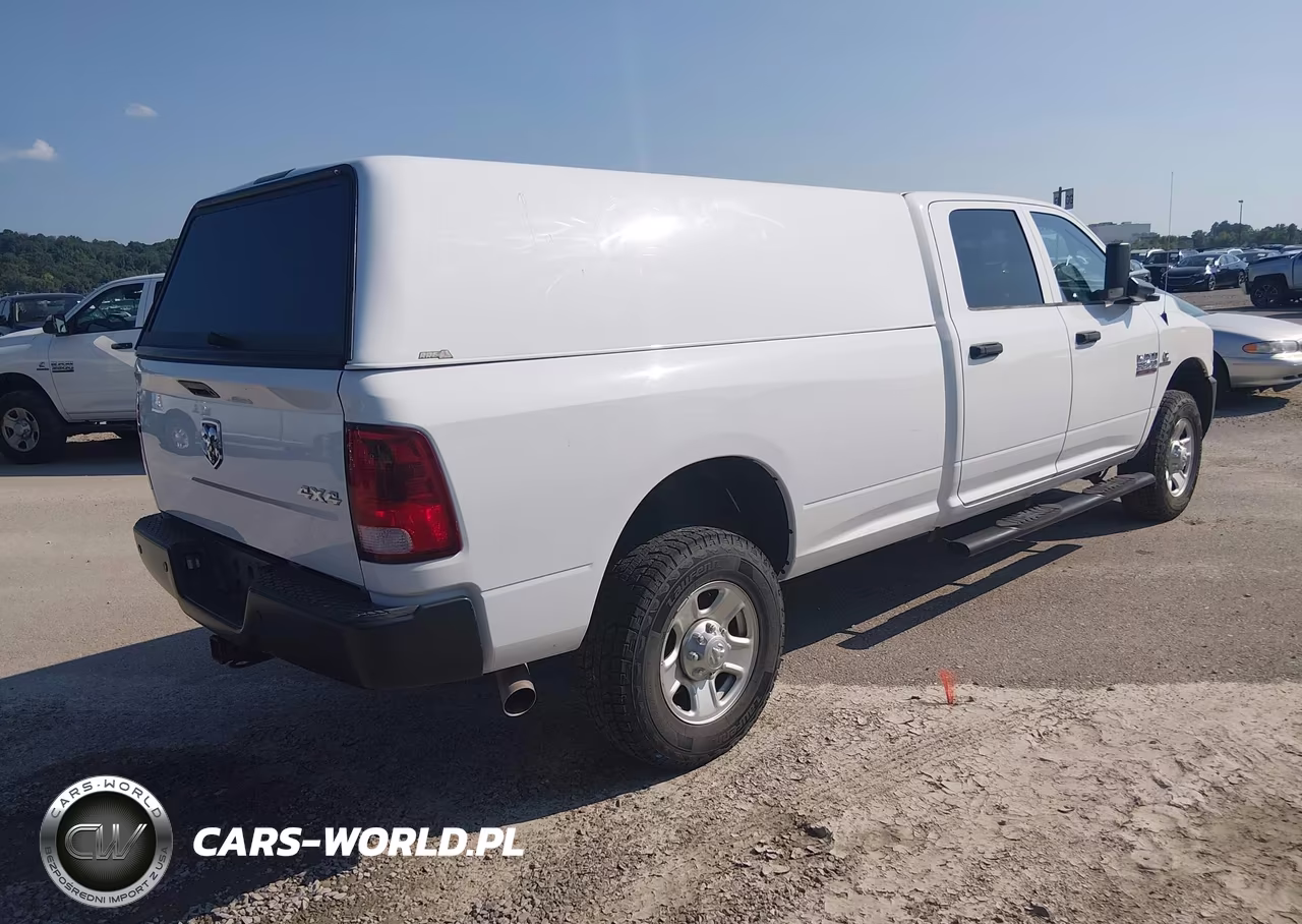 2017 Ram 3500 Tradesman 4X4 8' Box VIN:3C63R3GL5HG762324 - 4