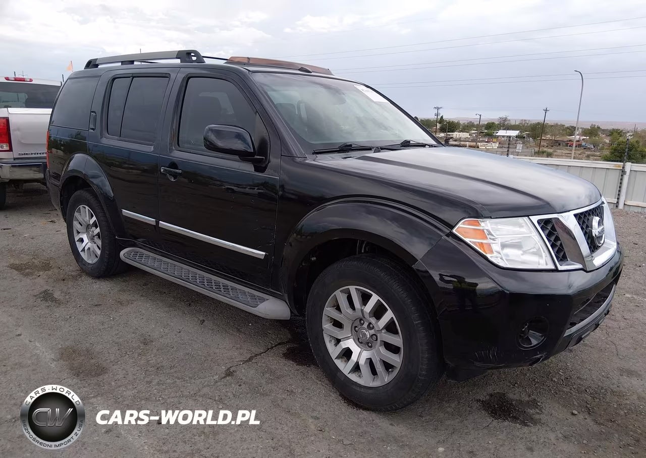 2011 Nissan Pathfinder Le