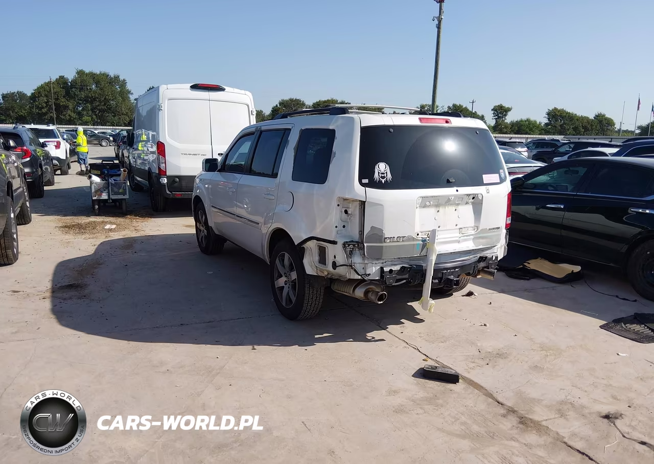 2014 Honda Pilot Touring VIN:5FNYF3H95EB007735 - 3
