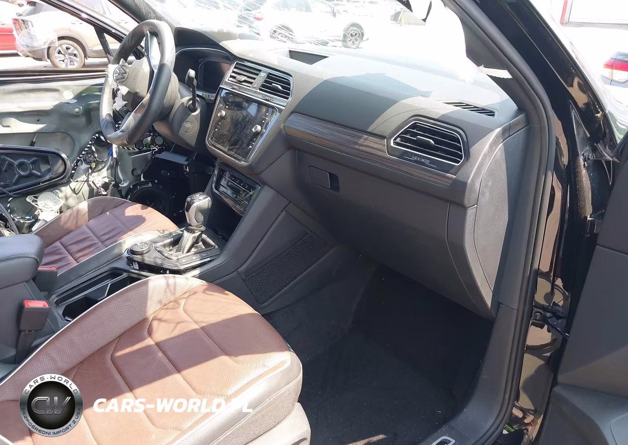 2024 Volkswagen Tiguan 2.0T Sel R-Line VIN:3VV4B7AX9RM106281 - 5