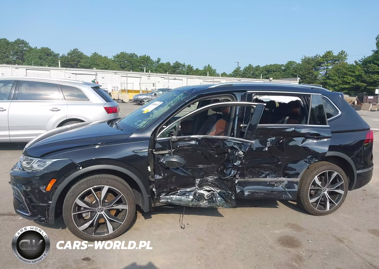 2024 Volkswagen Tiguan 2.0T Sel R-Line VIN:3VV4B7AX9RM106281 - 6