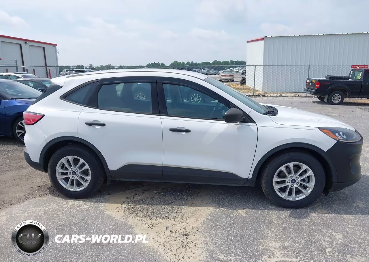 2020 Ford Escape S VIN:1FMCU0F62LUC07172 - 13