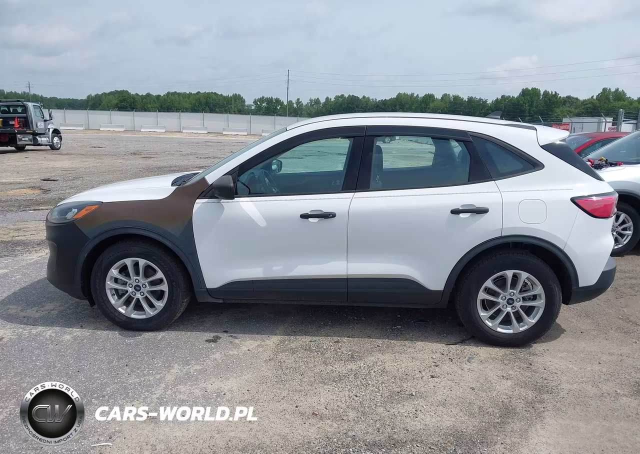 2020 Ford Escape S VIN:1FMCU0F62LUC07172 - 14