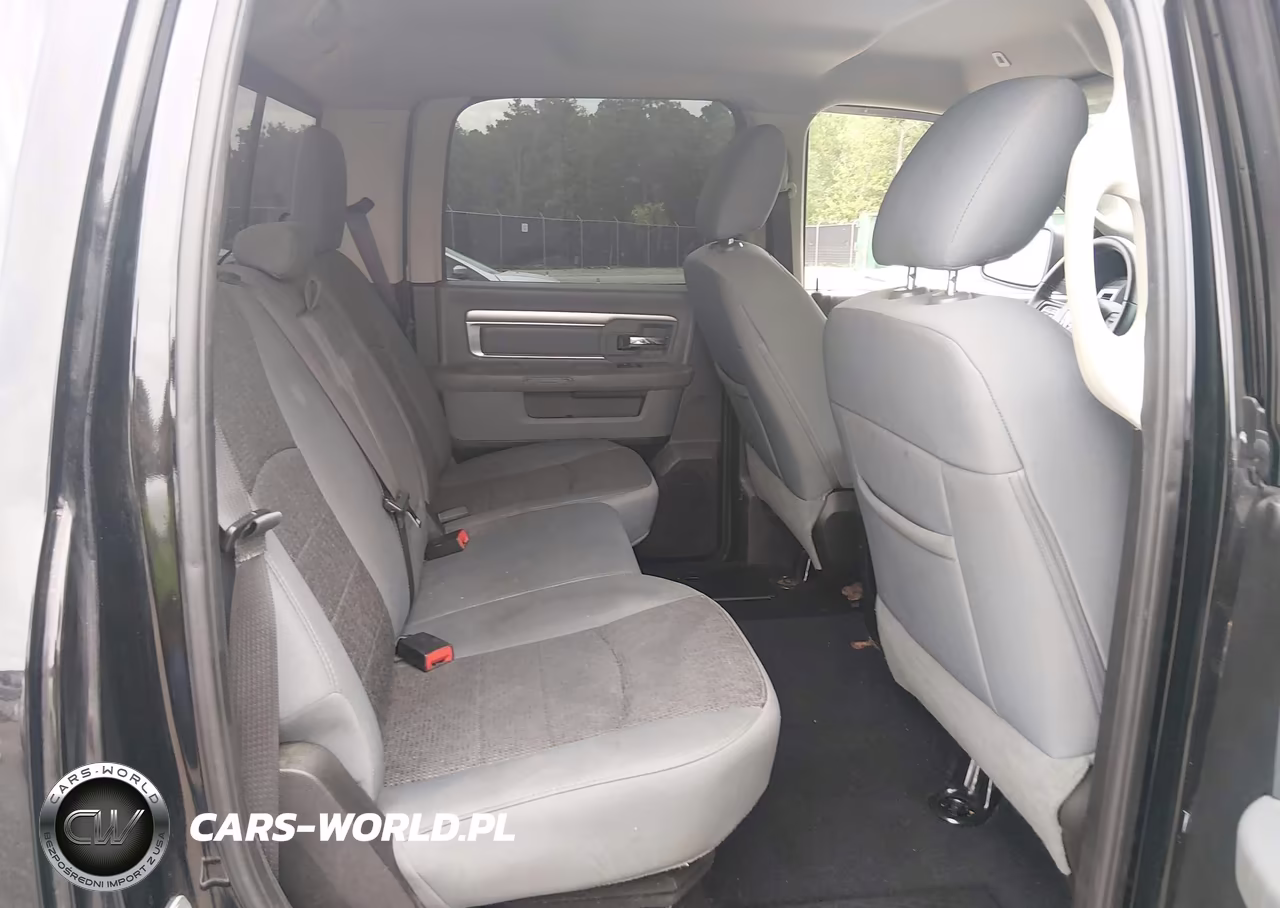 2019 Ram 1500 Classic Big Horn 4X2 5'7 Box VIN:1C6RR6LT2KS625603 - 8