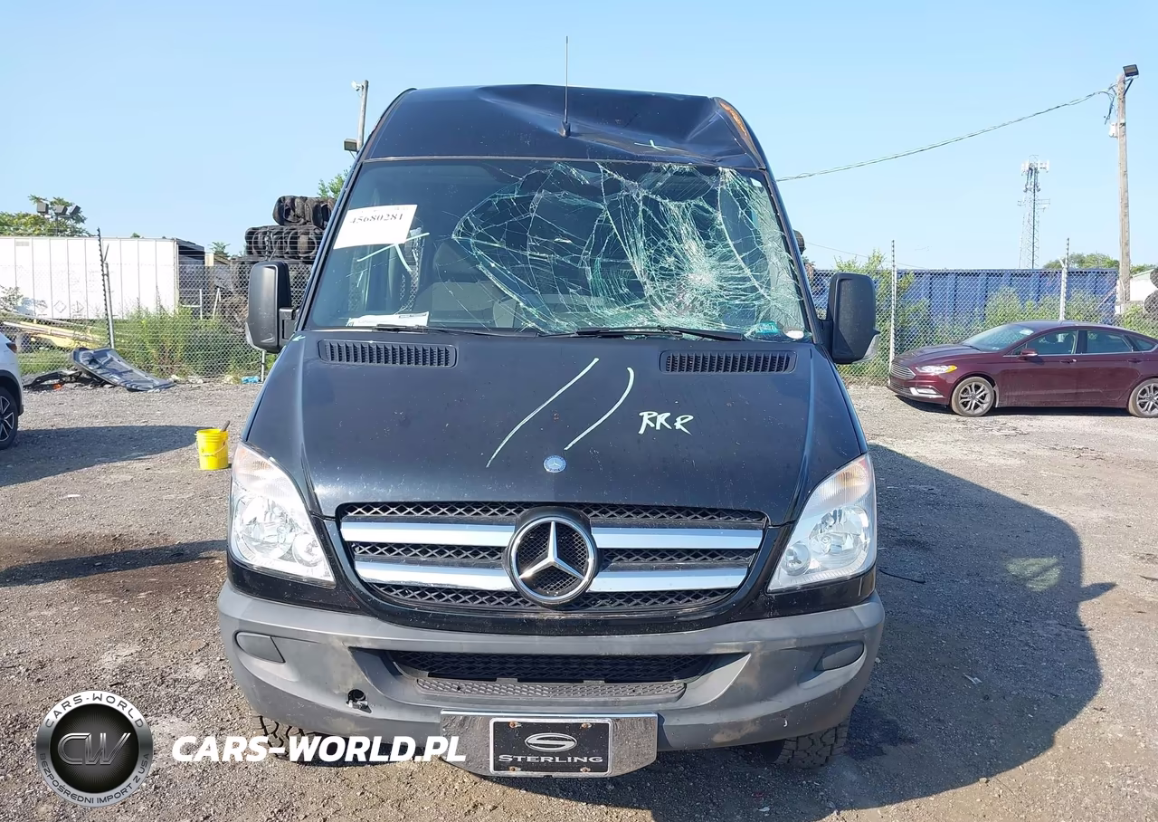 2013 Mercedes-Benz Sprinter 2500 High Roof VIN:WDZPE8CC6D5743050 - 11