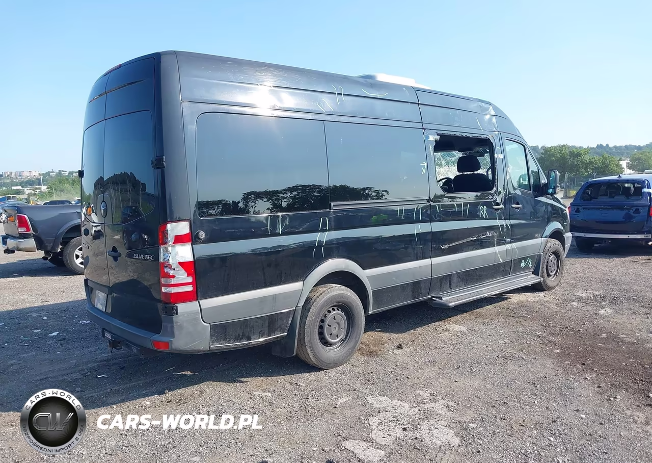 2013 Mercedes-Benz Sprinter 2500 High Roof VIN:WDZPE8CC6D5743050 - 4