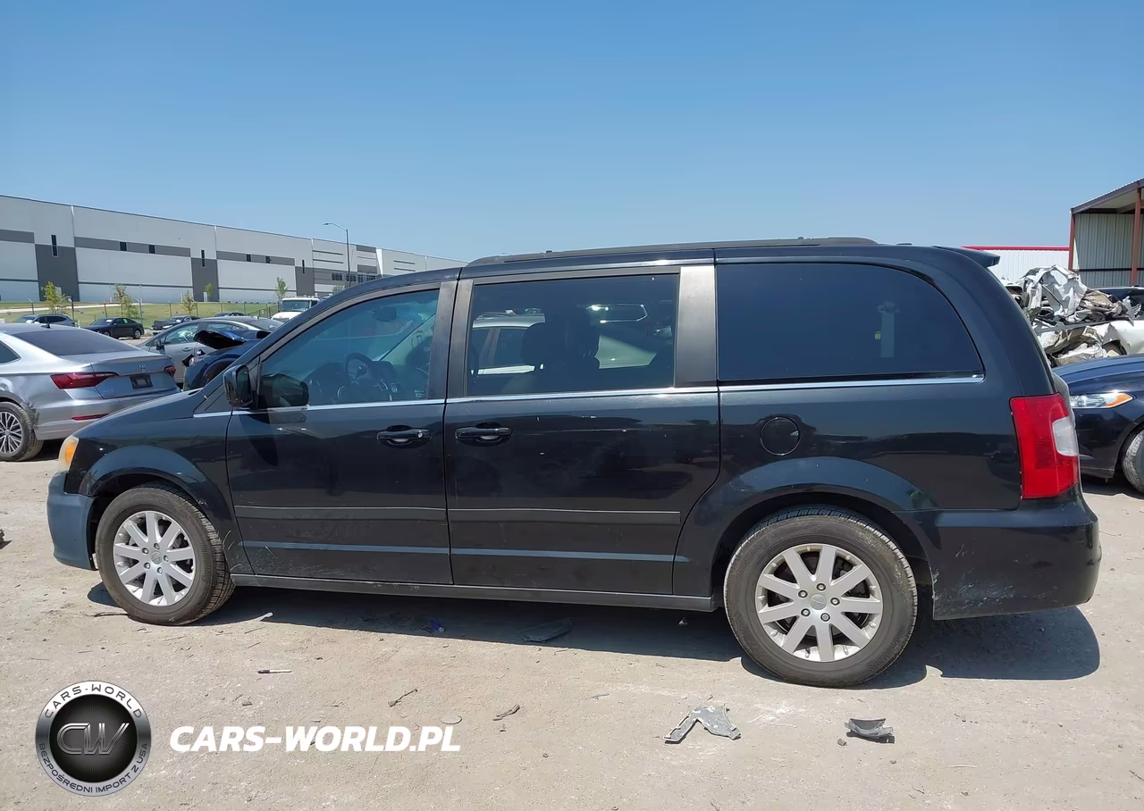 2013 Chrysler Town & Country Touring VIN:2C4RC1BG1DR722992 - 14