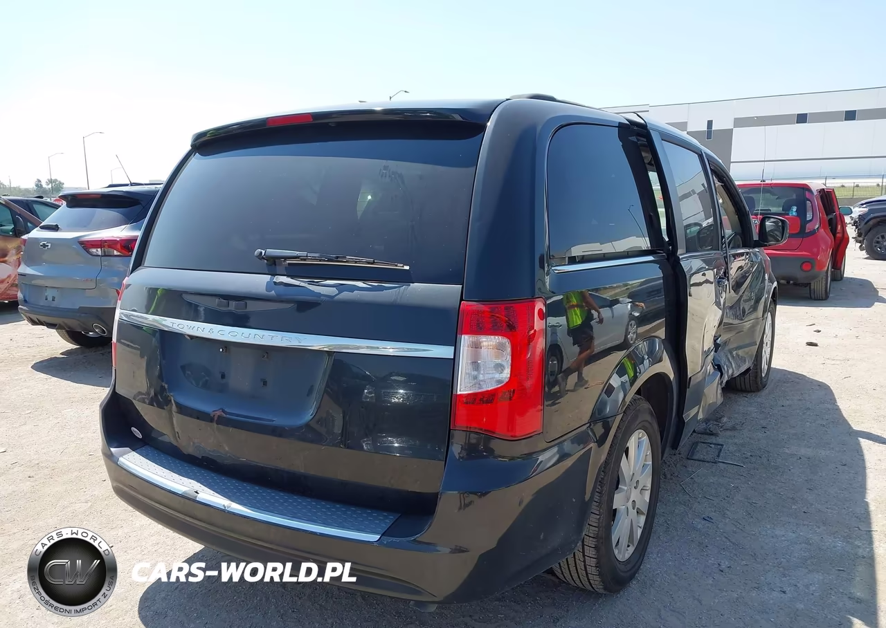 2013 Chrysler Town & Country Touring VIN:2C4RC1BG1DR722992 - 4