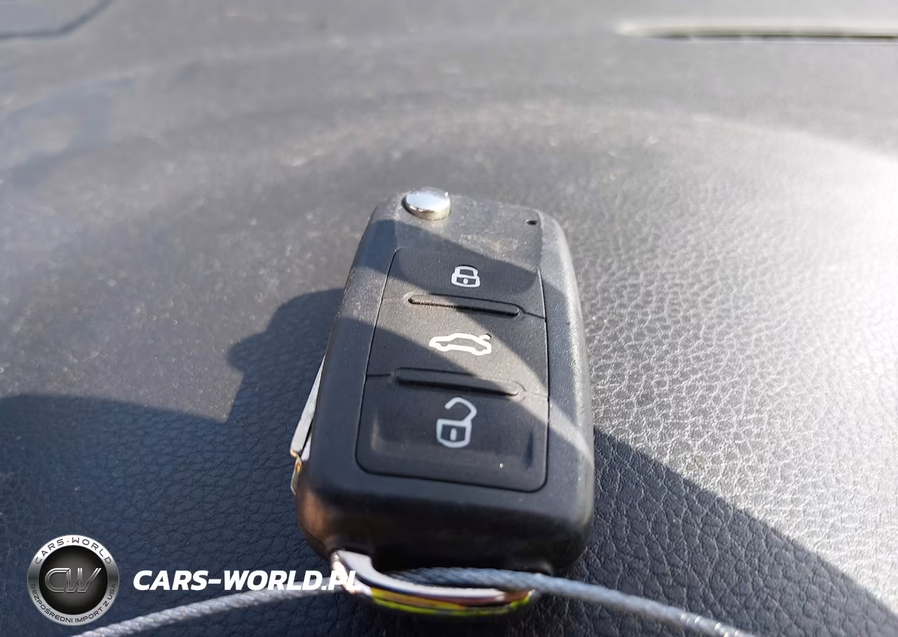2012 Volkswagen Gti 4-Door VIN:WVWGV7AJ9CW219363 - 11