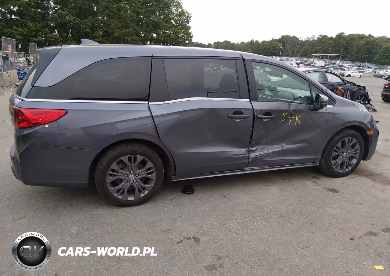 2025 Honda Odyssey Touring VIN:5FNRL6H80SB014416 - 6