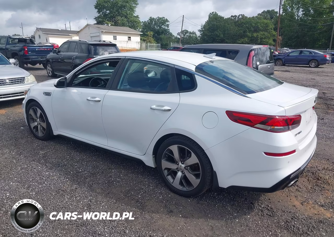 2019 Kia Optima S VIN:5XXGT4L36KG331766 - 3