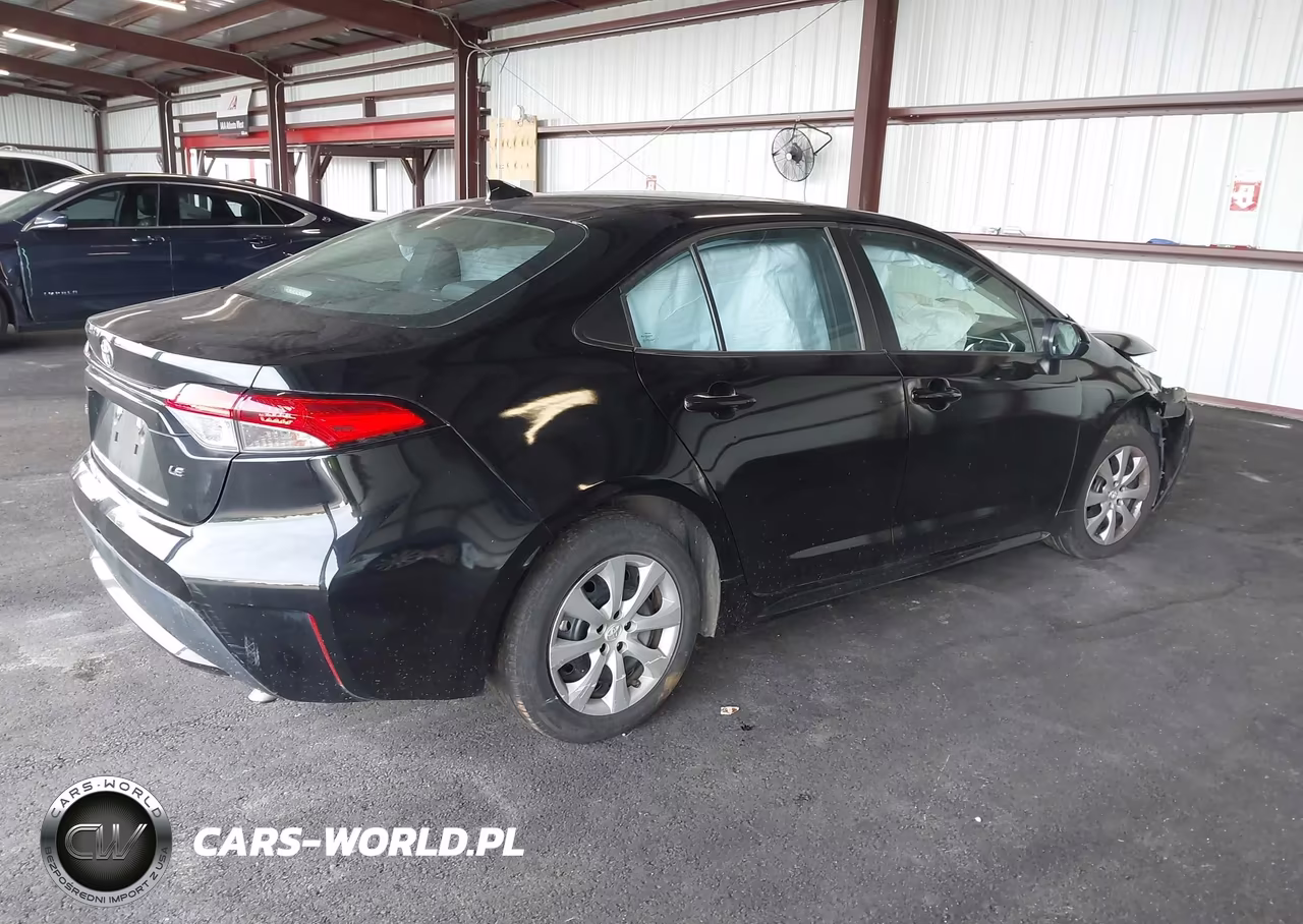 2022 Toyota Corolla Le VIN:5YFEPMAE4NP358458 - 4