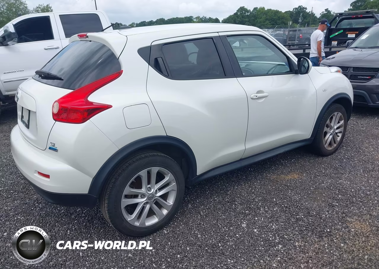 2013 Nissan Juke Sl VIN:JN8AF5MR5DT219859 - 4