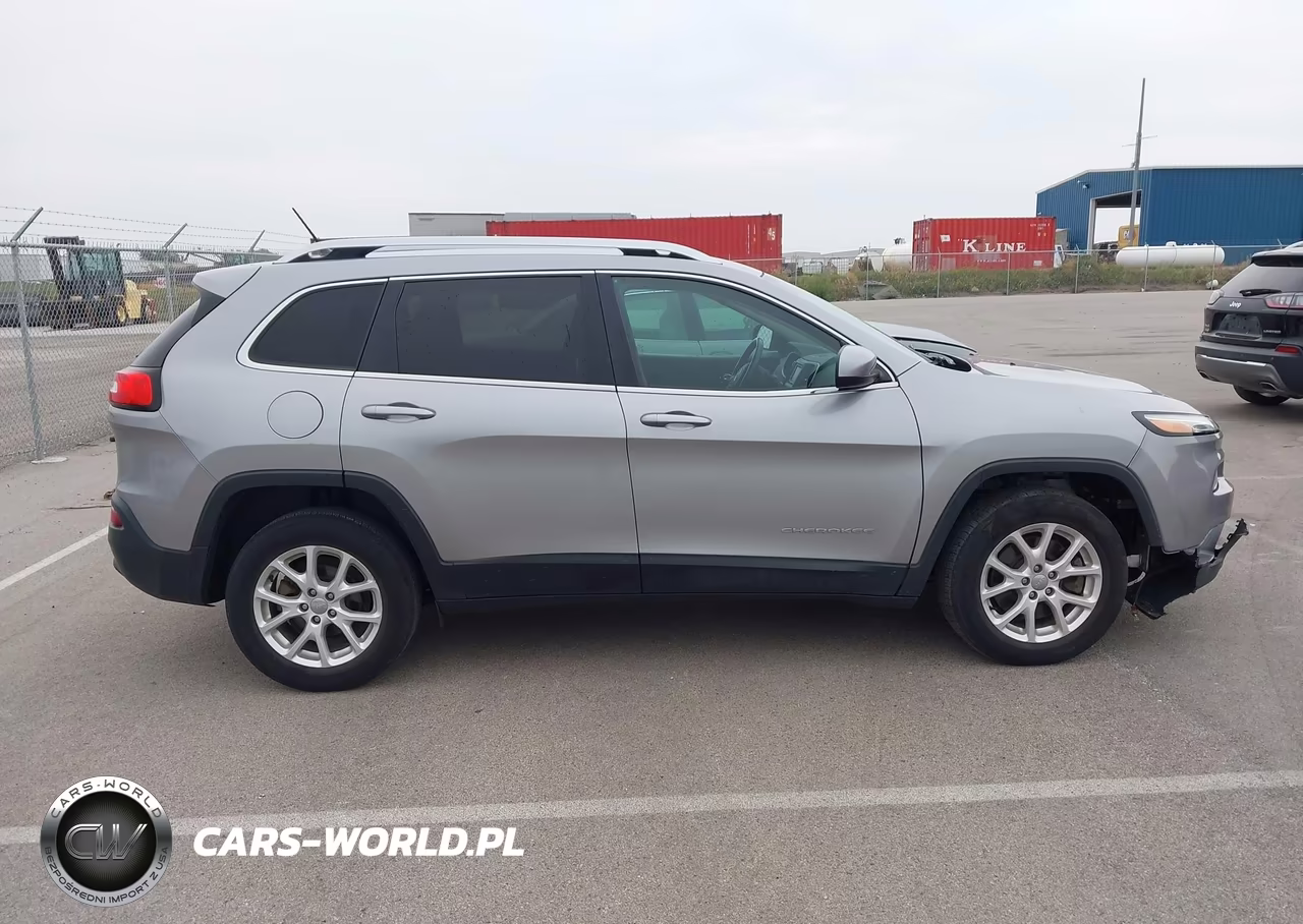2017 Jeep Cherokee Latitude VIN:1C4PJLCB0HW541682 - 14