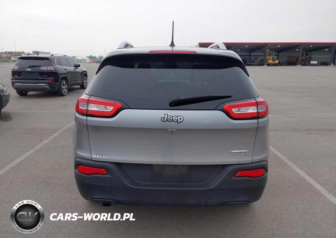 2017 Jeep Cherokee Latitude VIN:1C4PJLCB0HW541682 - 17