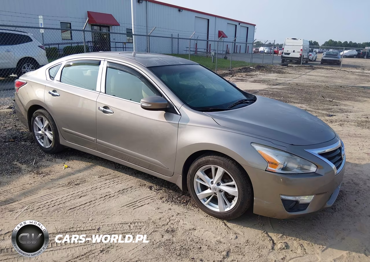 2015 Nissan Altima 2.5 Sv – zdjęcie 1 z 11