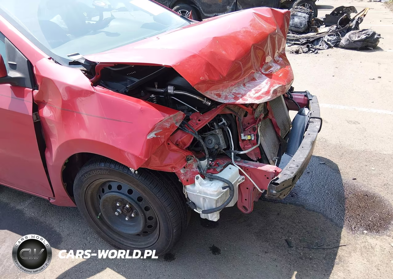 2019 Toyota Corolla Le VIN:2T1BURHE6KC150351 - 18