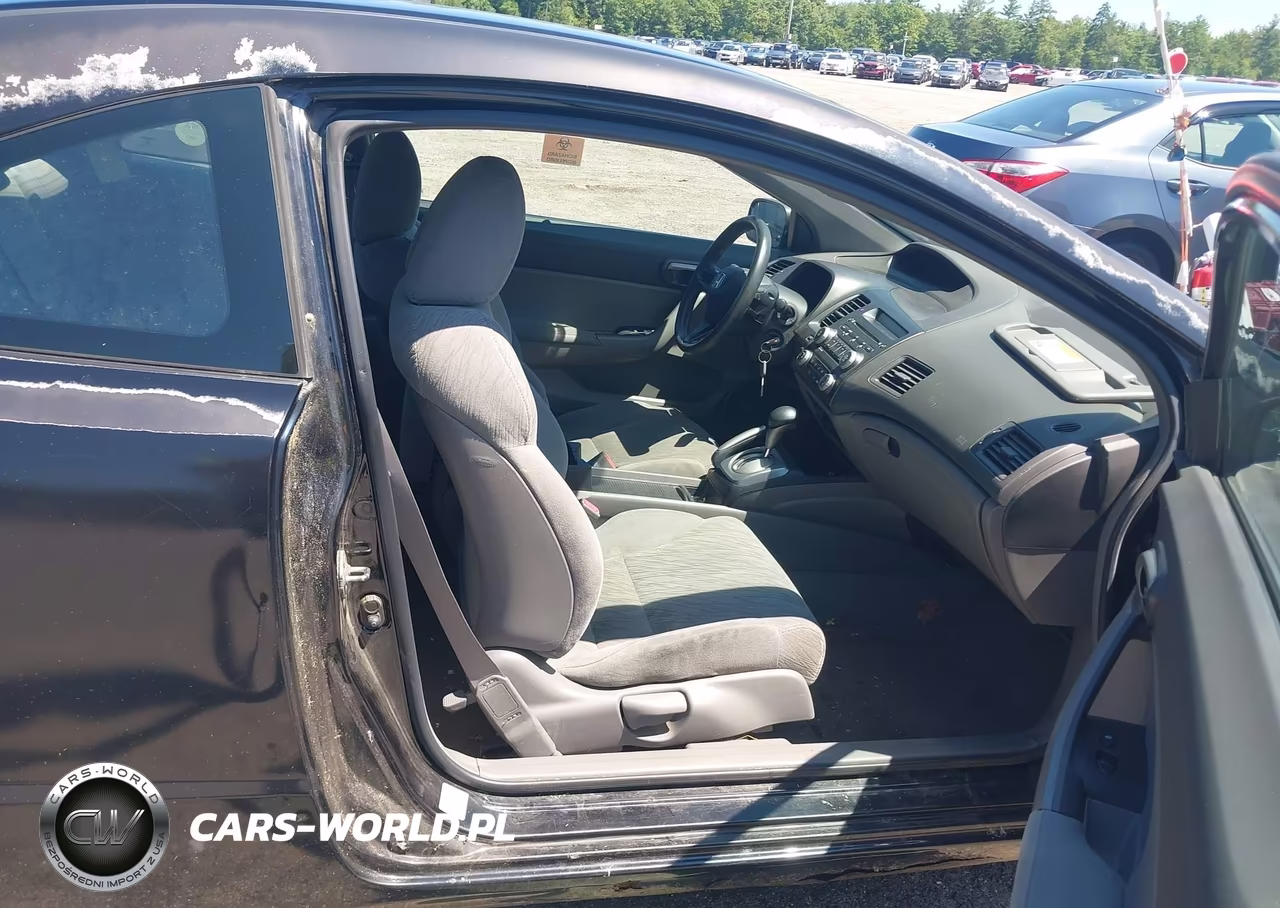 2008 Honda Civic Lx VIN:2HGFG12618H508371 - 5