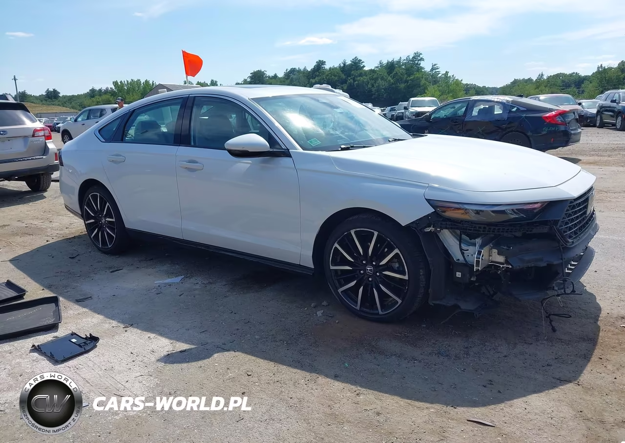 2024 Honda Accord Hybrid Touring – zdjęcie 1 z 16