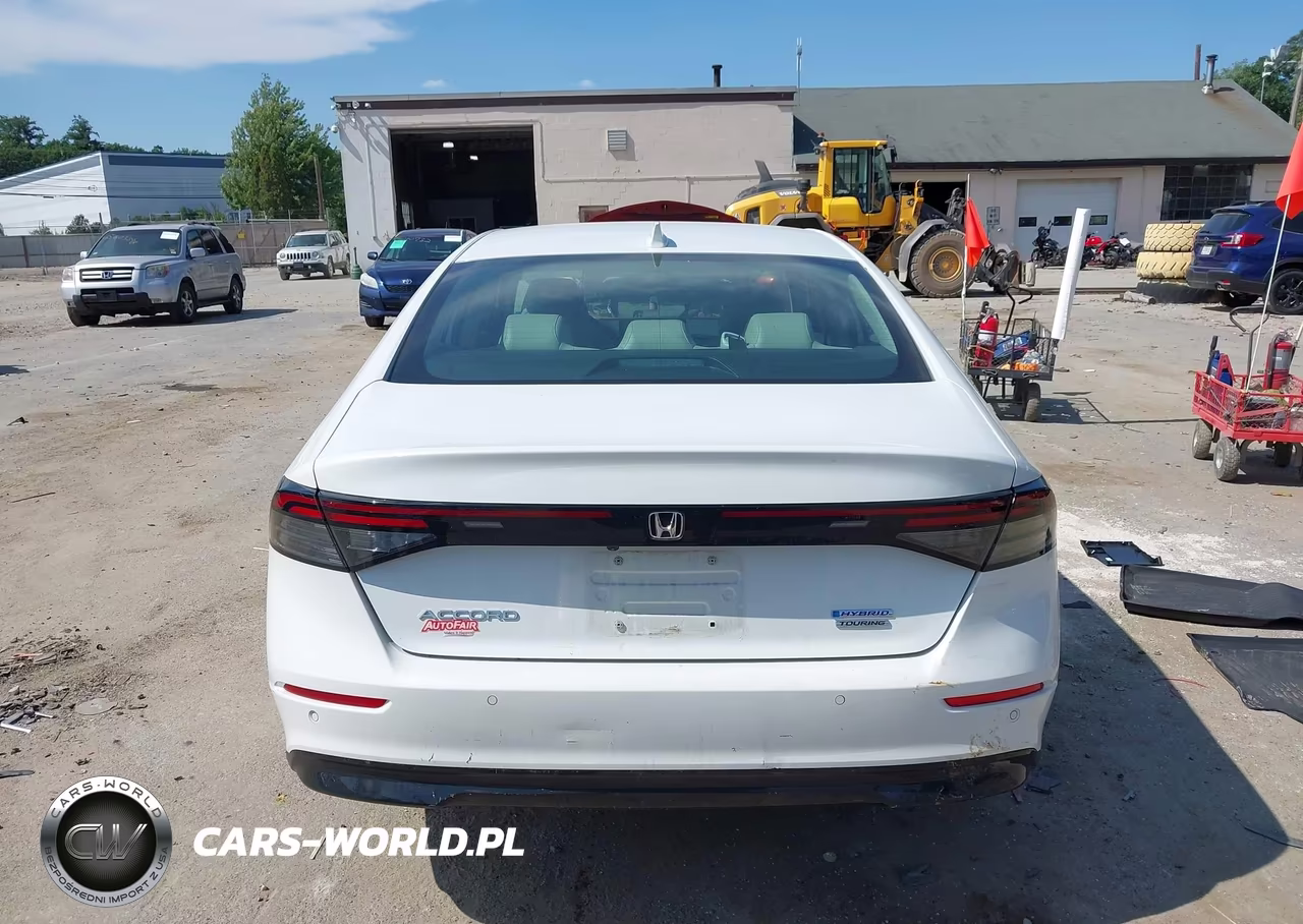 2024 Honda Accord Hybrid Touring VIN:1HGCY2F86RA015691 - 16