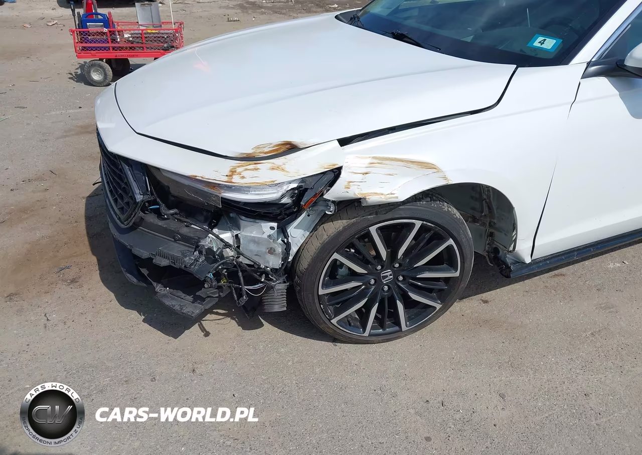 2024 Honda Accord Hybrid Touring VIN:1HGCY2F86RA015691 - 6