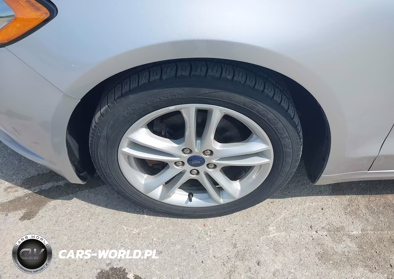 2018 Ford Fusion Hybrid S VIN:3FA6P0UU0JR122092 - 6