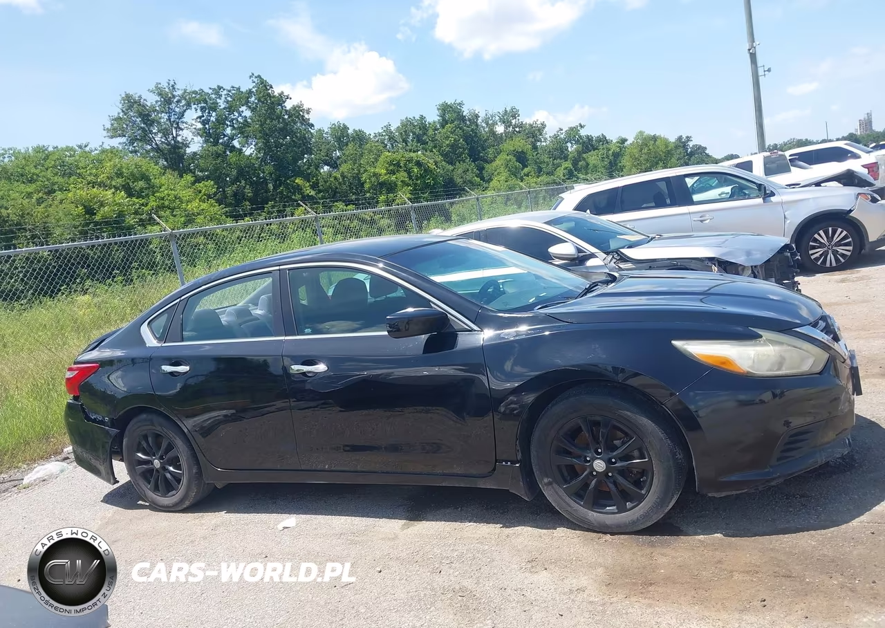 2016 Nissan Altima 2.5 S VIN:1N4AL3AP3GC245138 - 13
