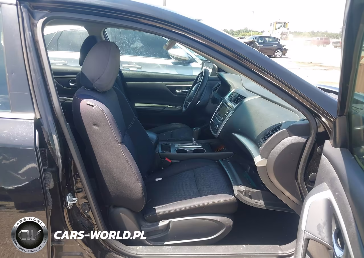 2016 Nissan Altima 2.5 S VIN:1N4AL3AP3GC245138 - 5
