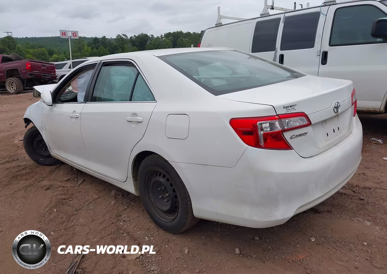 2012 Toyota Camry L VIN:4T1BF1FK3CU524015 - 3