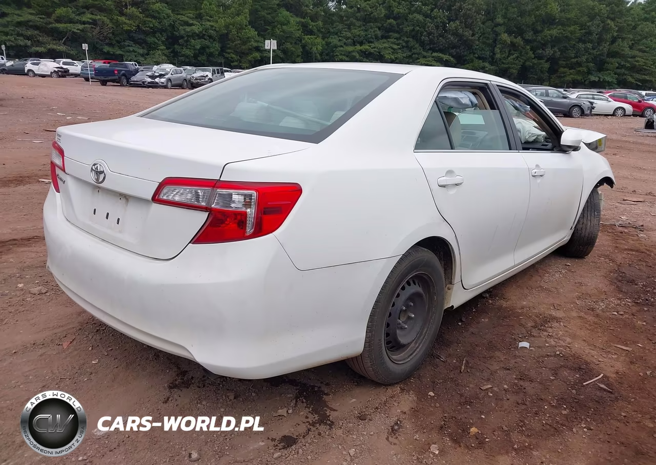 2012 Toyota Camry L VIN:4T1BF1FK3CU524015 - 4