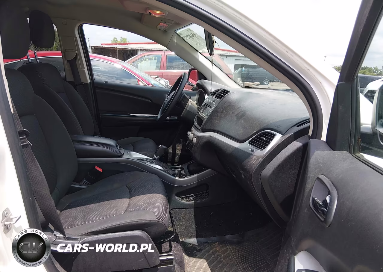 2018 Dodge Journey Se VIN:3C4PDCAB3JT382596 - 5