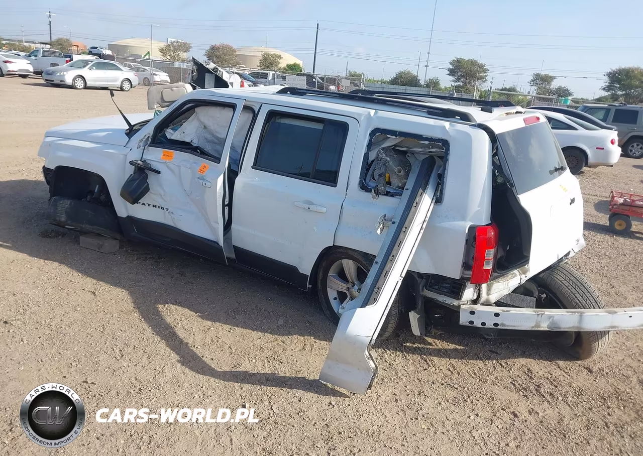 2014 Jeep Patriot Altitude VIN:1C4NJPBA7ED775025 - 3