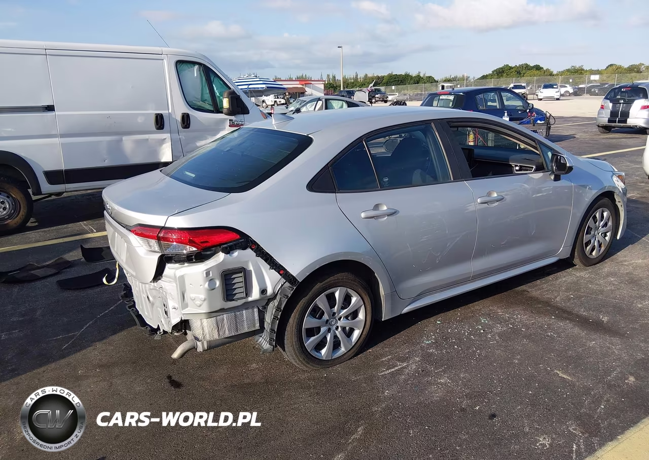 2022 Toyota Corolla Le VIN:5YFEPMAE4NP342258 - 4