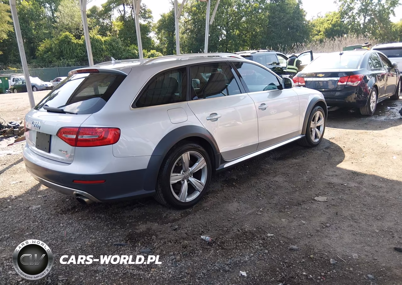 2013 Audi Allroad 2.0T Premium Plus VIN:WA1UFAFL4DA245451 - 4