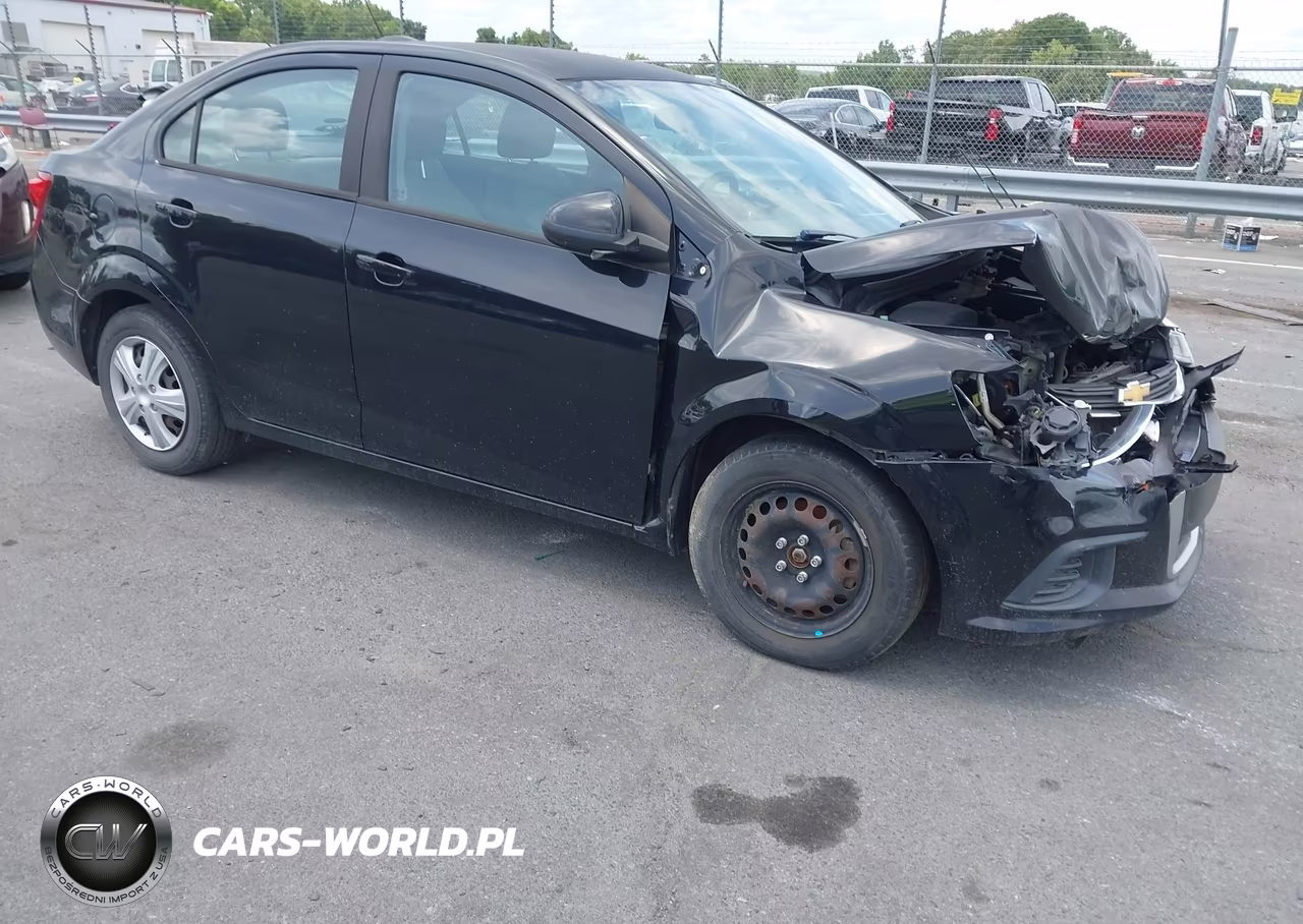 2017 Chevrolet Sonic Ls Auto – zdjęcie 1 z 11